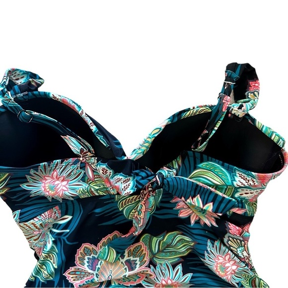 Coco Reef Floral Swimsuit - Picture 3 of 6